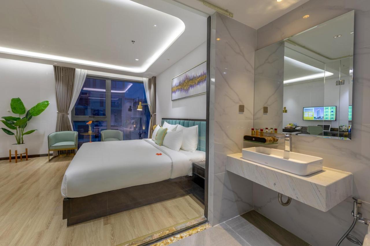 Cordial Grand Hotel Da Nang Beach Ngoại thất bức ảnh