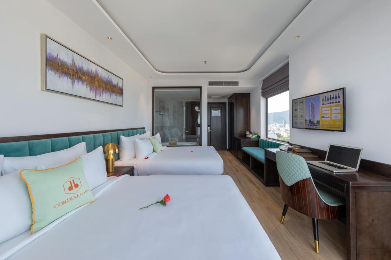 Cordial Grand Hotel Da Nang Beach Ngoại thất bức ảnh
