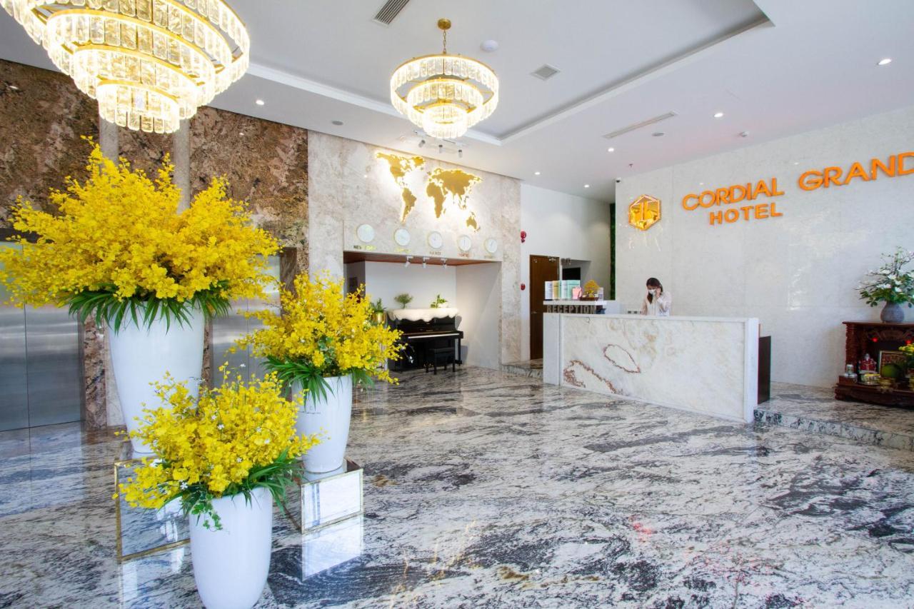 Cordial Grand Hotel Da Nang Beach Ngoại thất bức ảnh