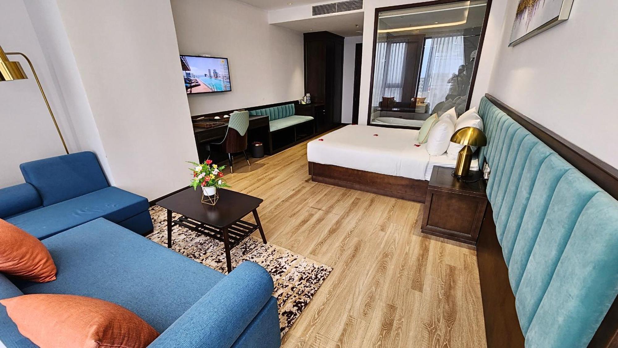 Cordial Grand Hotel Da Nang Beach Ngoại thất bức ảnh