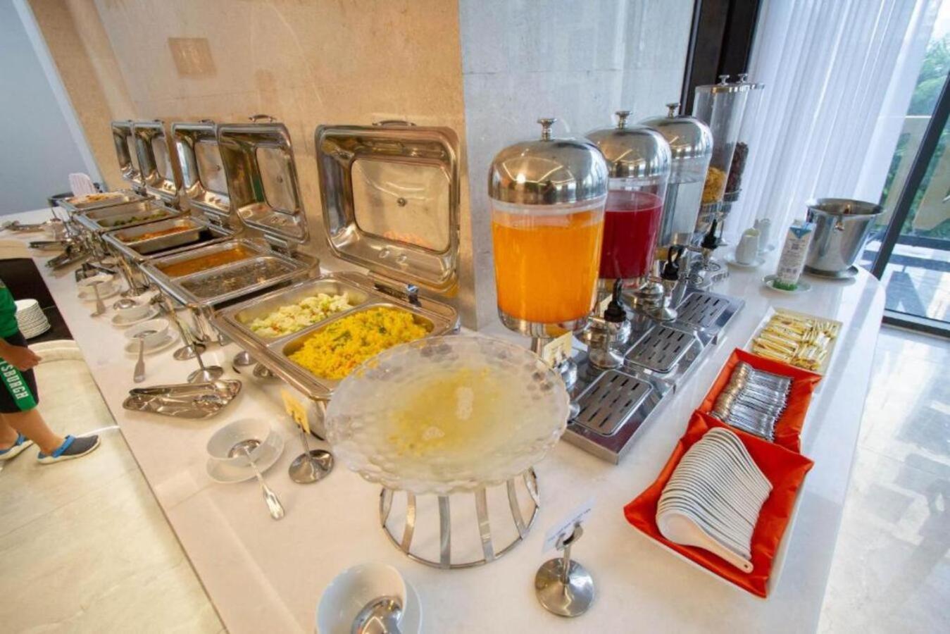 Cordial Grand Hotel Da Nang Beach Ngoại thất bức ảnh